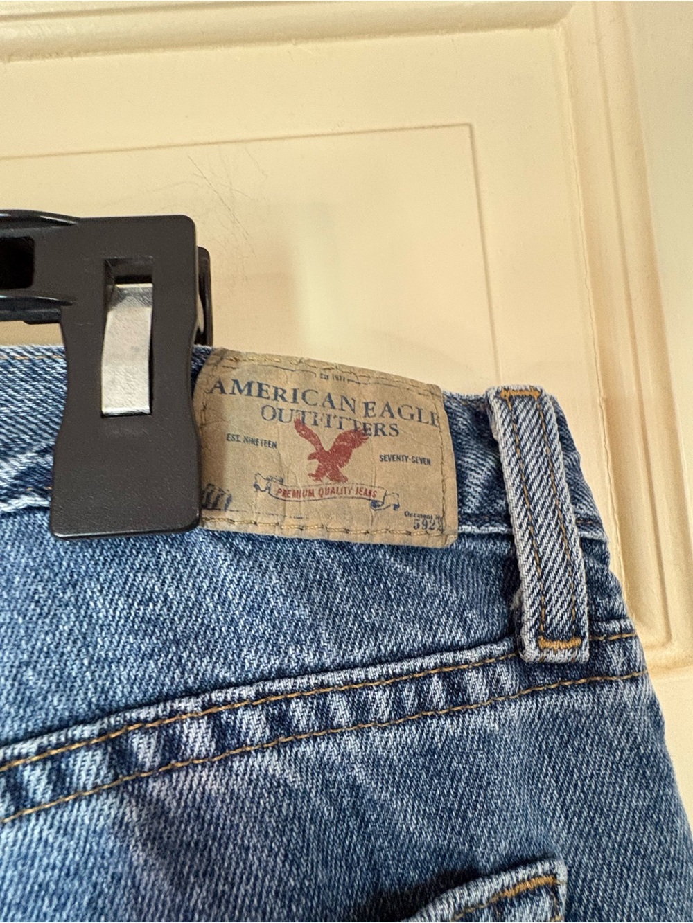 VTG American Eagle Favorite Fit Low Rise Flare Jeans Sz 6 Regular Y2K - Picture 7 of 10
